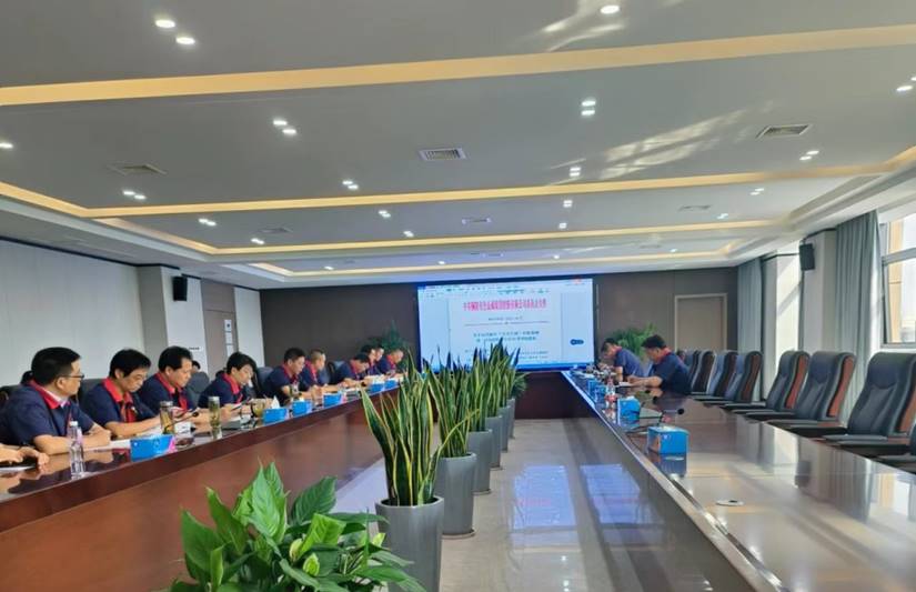 運用浙江‘千萬工程’經(jīng)驗案例，加強公司5S管理工作會議